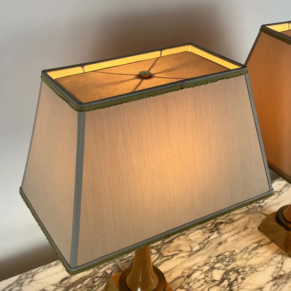 Pair of Chic Sycamore and Gilt Bronze Art Déco Lamps in the Style